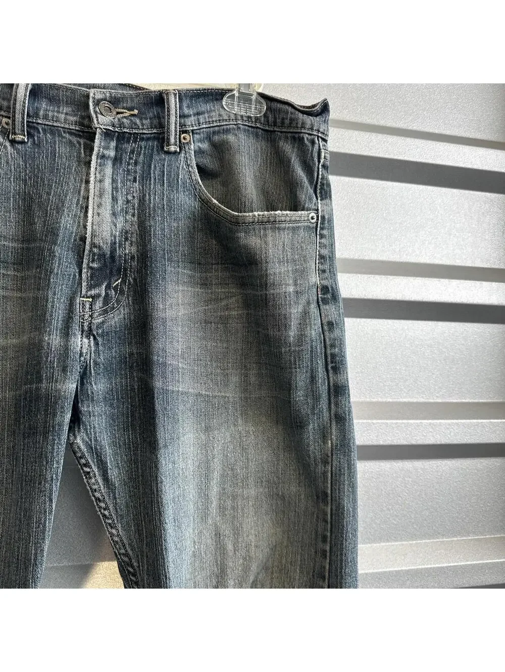 Levi's Straight 505 Jeans Men’s 34x32 Straight Leg Blue Wash Denim Pants